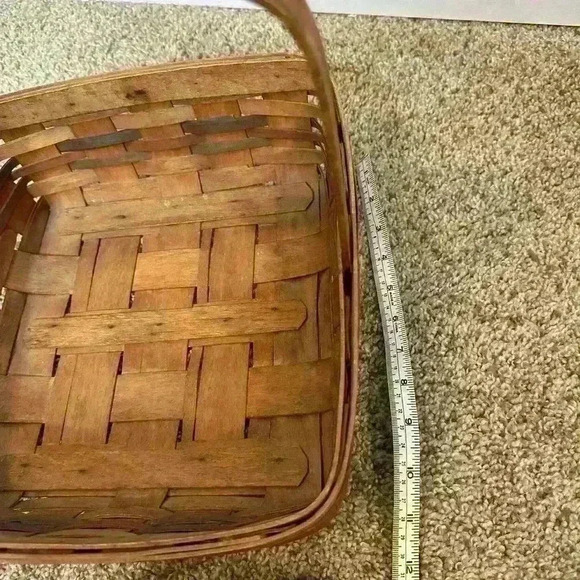 Vintage Longaberger basket square vintage 12”x12” approximately - Picture 8 of 8